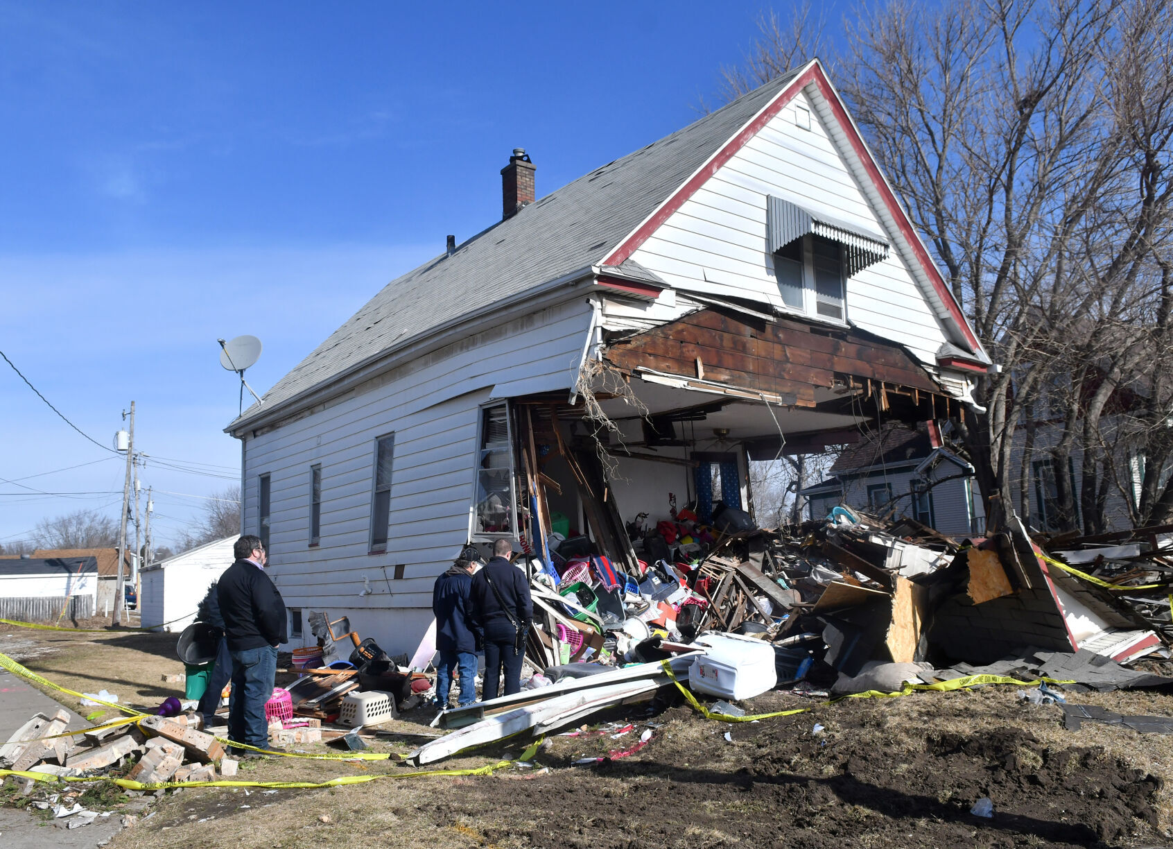 022822-qc-nws-crash-063